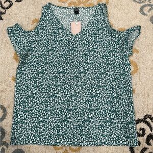 Emery Rose Floral Green Women's Top